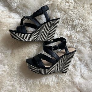 Black and white Jessica Simpson Wedges